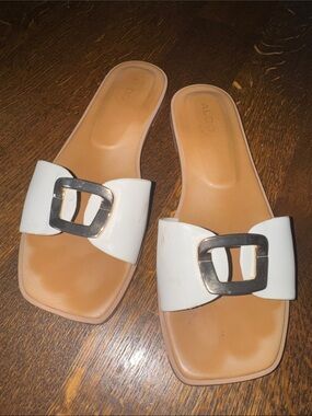 Aldo Sandals